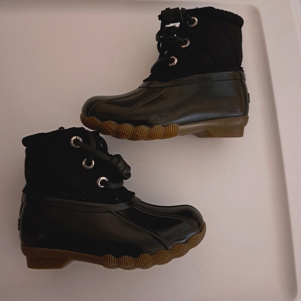 GIRLS 6M SPERRY DUCK BOOTS
